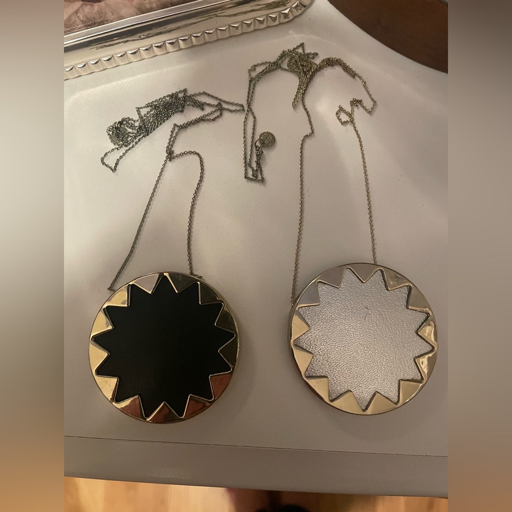 House of Harlow Necklace (2)